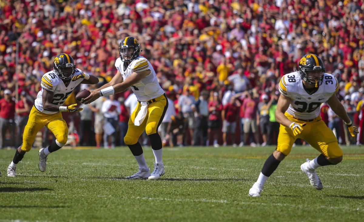 090917-HAWKEYE-FOOTBALL-028