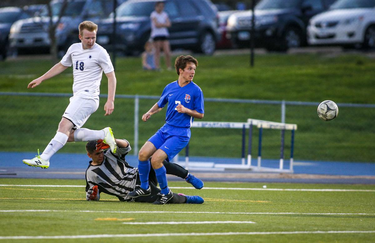 041717-PV-CENTRAL-SOCCER-014