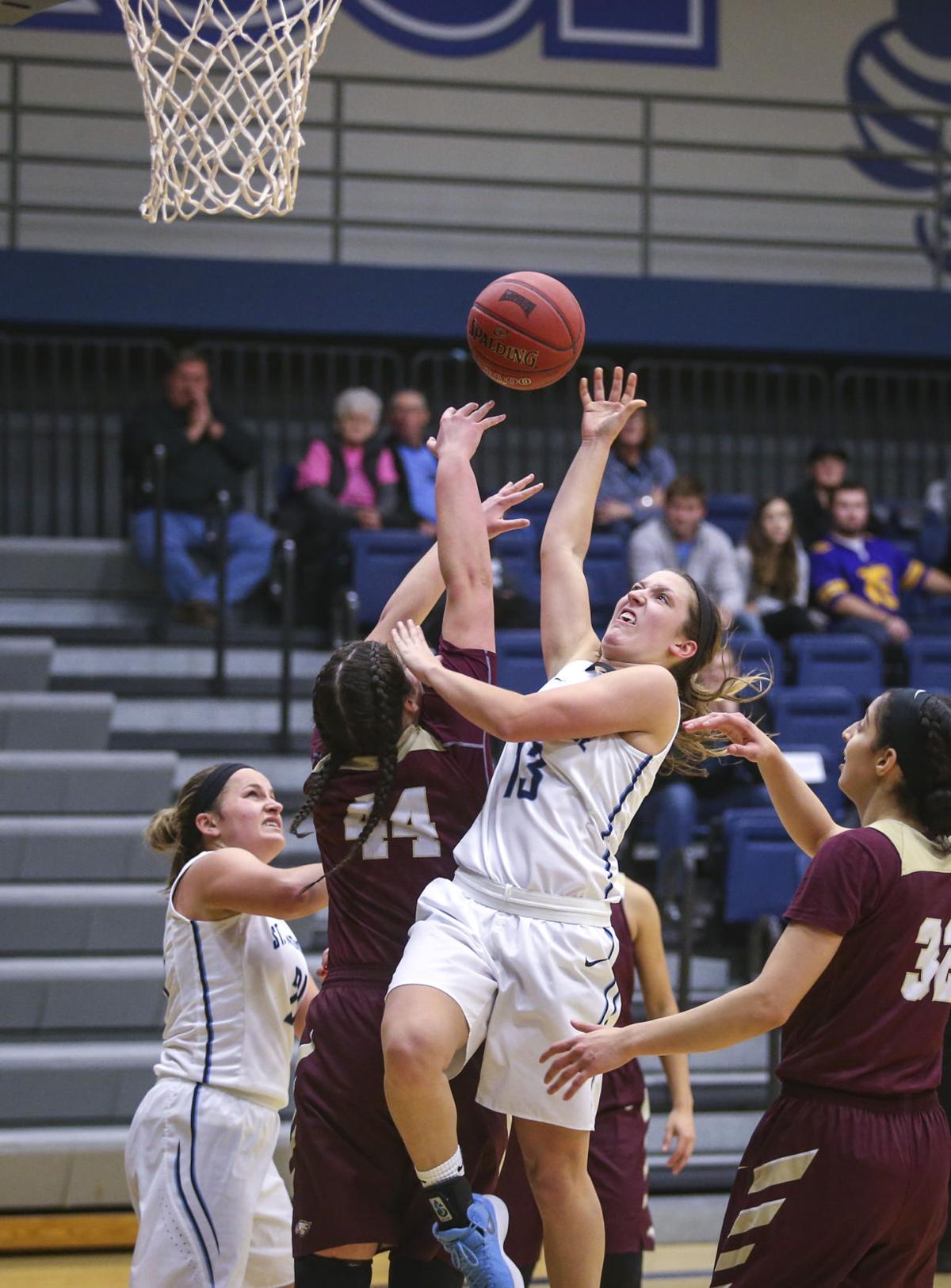 Photos Robert Morris women's basketball at St. Ambrose College