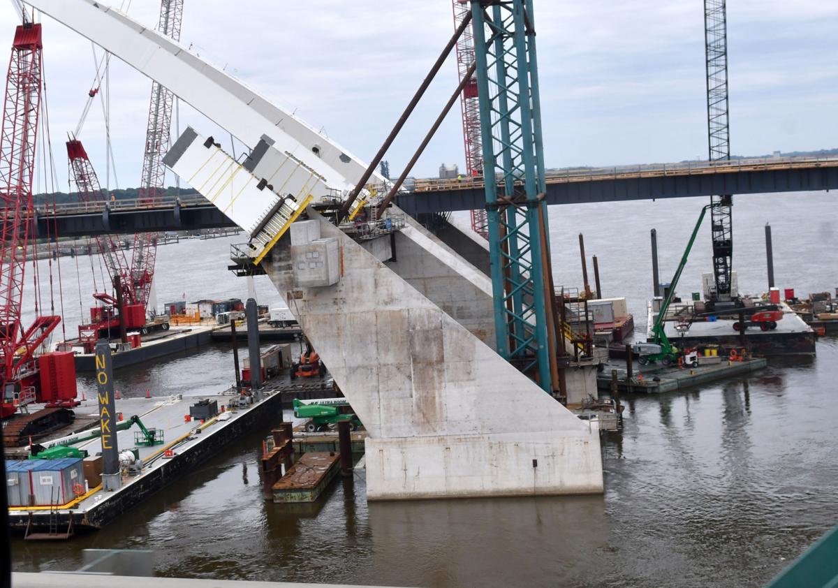 073120-qc-nws-bridge-093