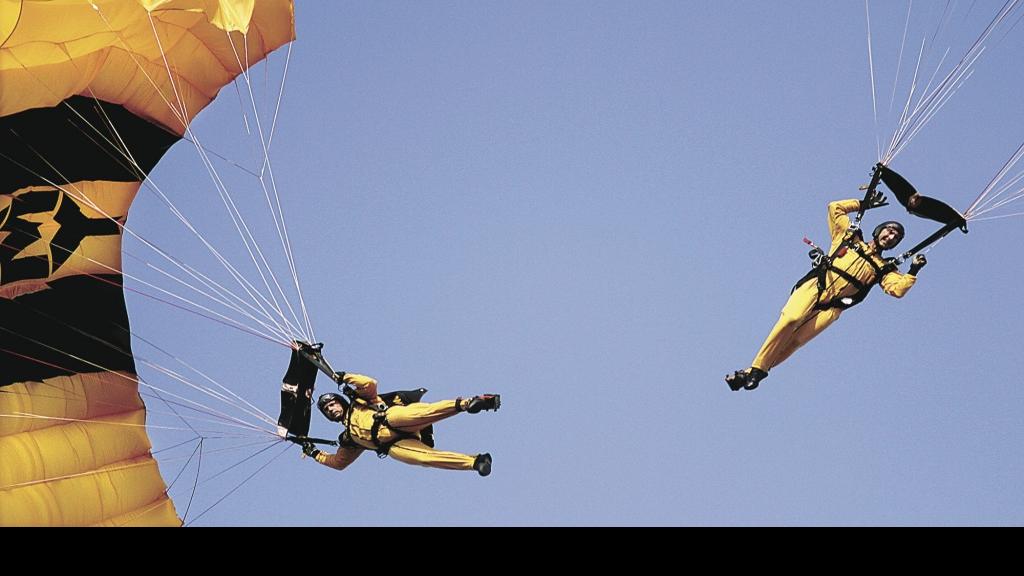 Army parachute team lands at Arsenal for 150th anniversary ...