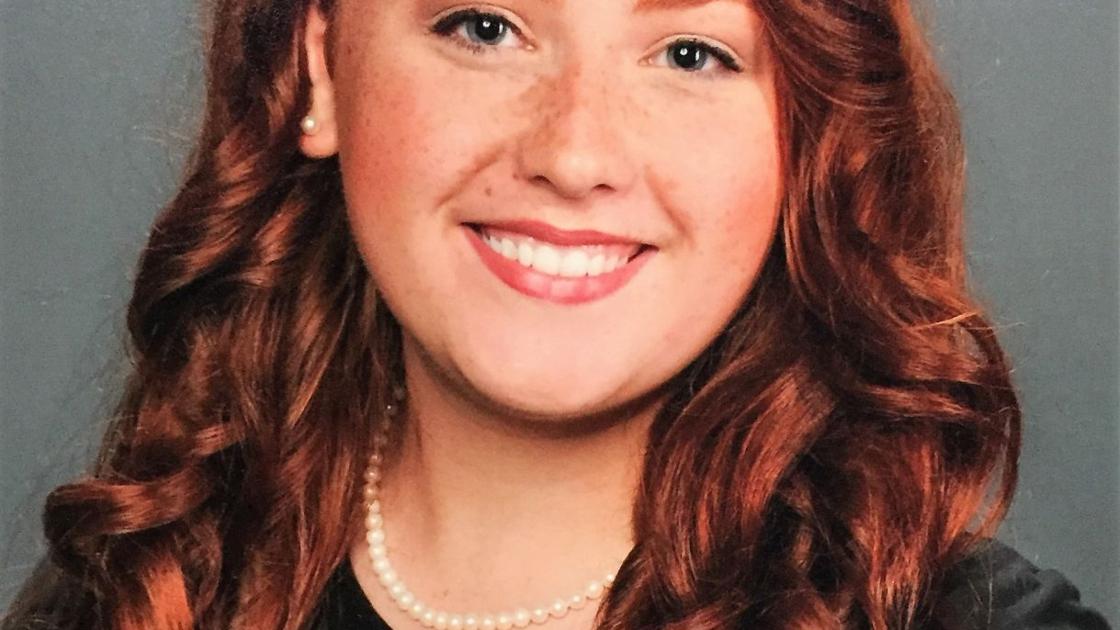 Isabella Kathleen Gusse of Rock Island accepts lifetime membership in Nat’l Society of Collegiate Scholars