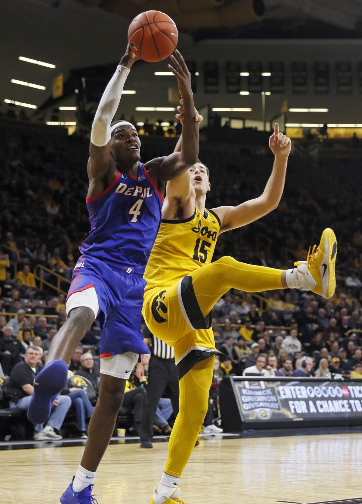 Depaul Busts Out Quickly To Rout Hawkeyes Iowa Hawkeyes