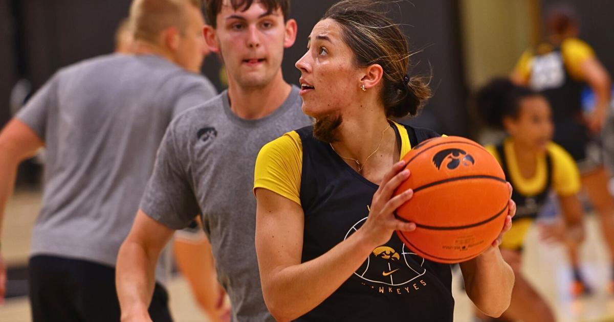 Addie Farrell Five-star Addie Deal discusses beginning of Hawkeye career