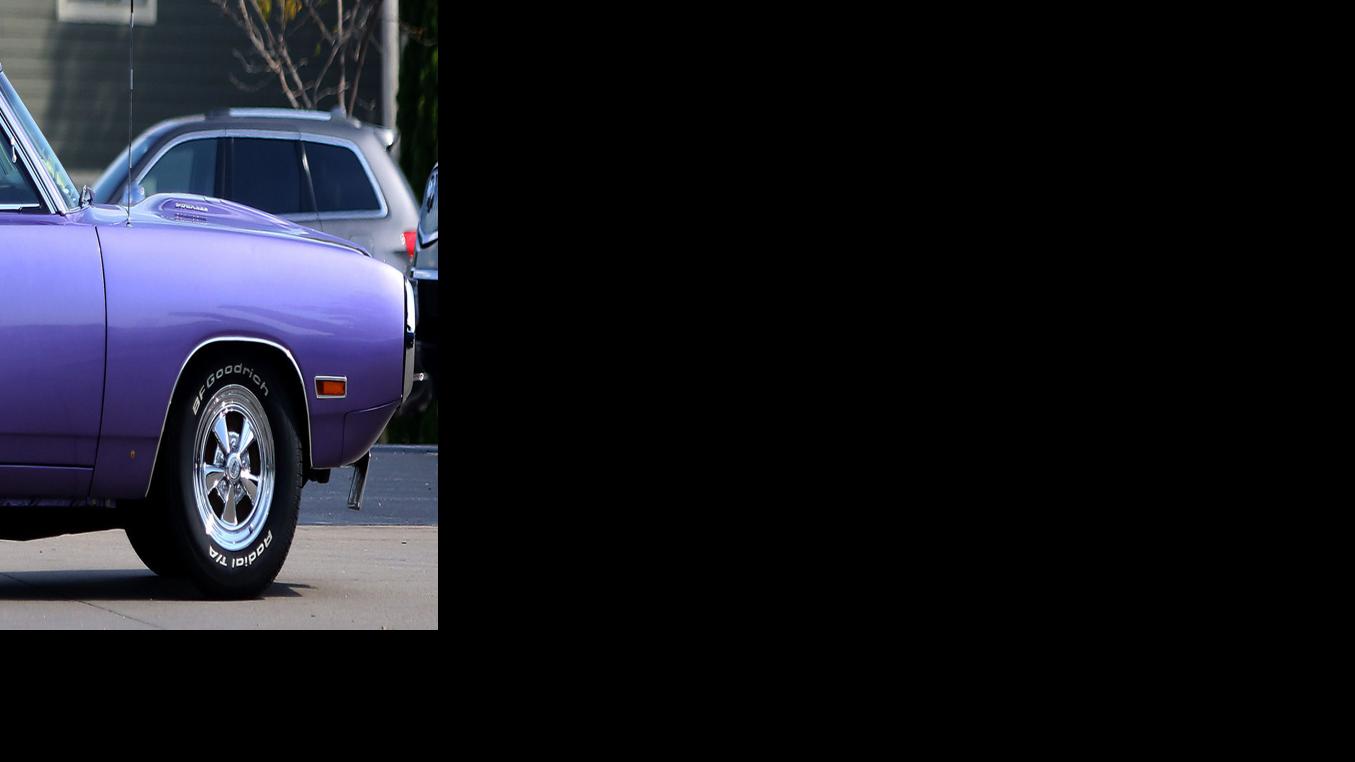 Photos QuadCity's Vintage Rods car show Fun and Entertainment