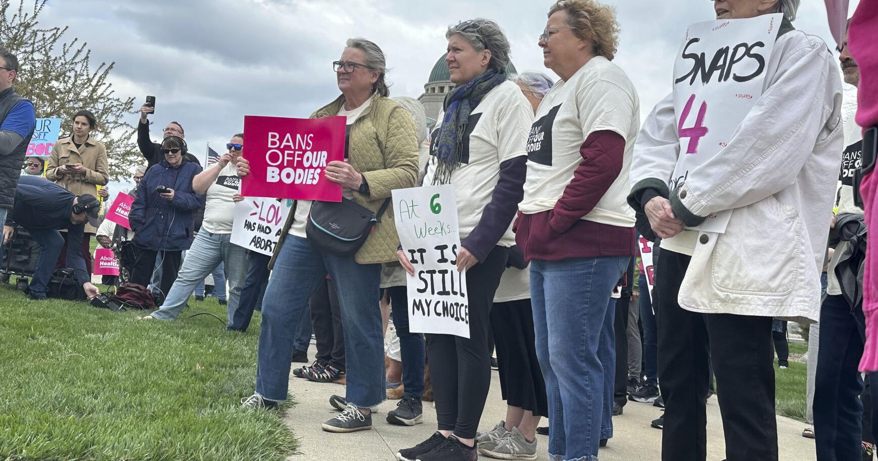 On Iowa Politics Podcast: the future of abortion access in Iowa, an AEA bill redo, traffic camera restrictions green lit - Vimarsana News