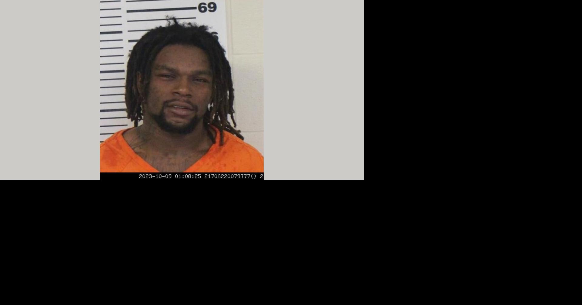 Bettendorf officer's hand injured during Sunday arrest