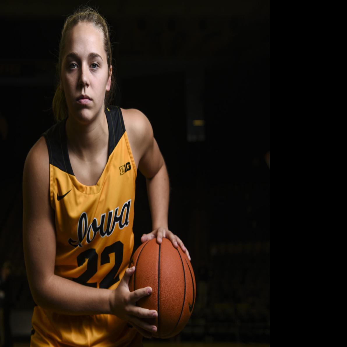 Hawkeyes Doyle Selected As Big Ten S Best Basketball Qctimes Com