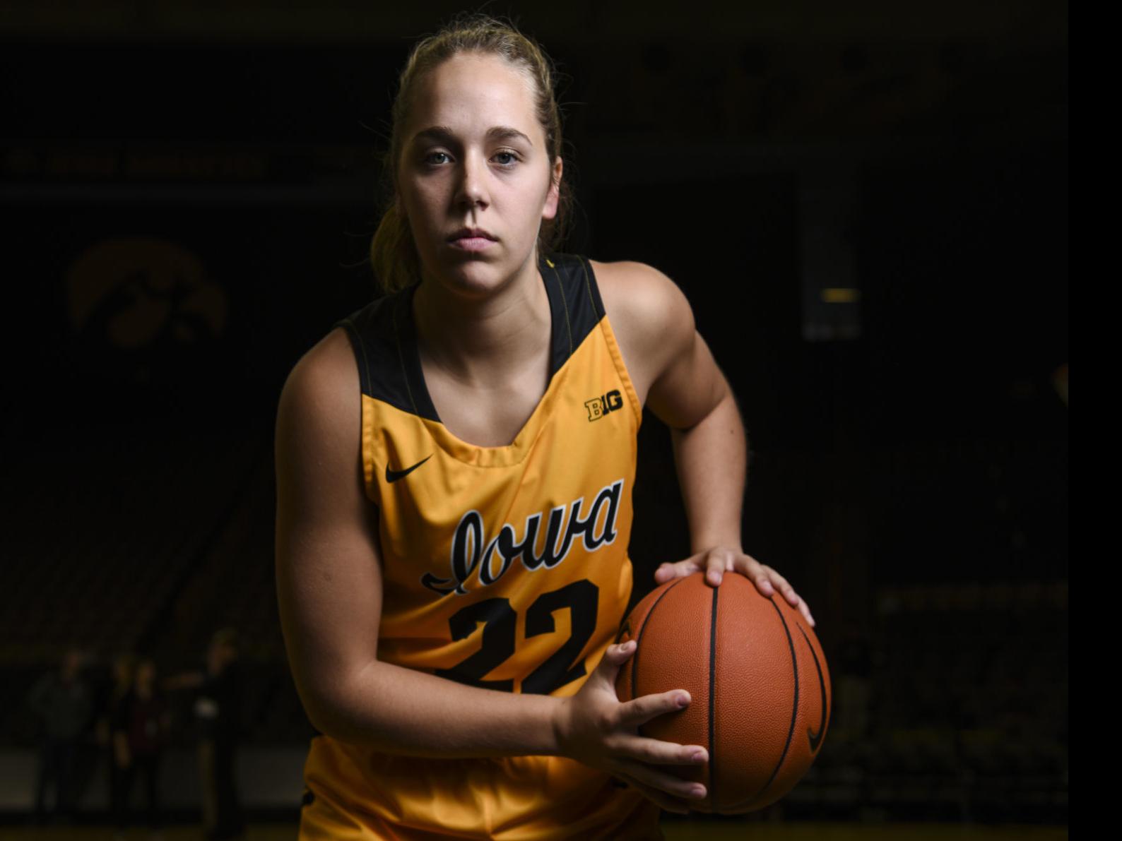 Hawkeyes Doyle Selected As Big Ten S Best Basketball Qctimes Com
