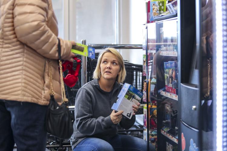 Pet Supplies Plus makes splash in Davenport