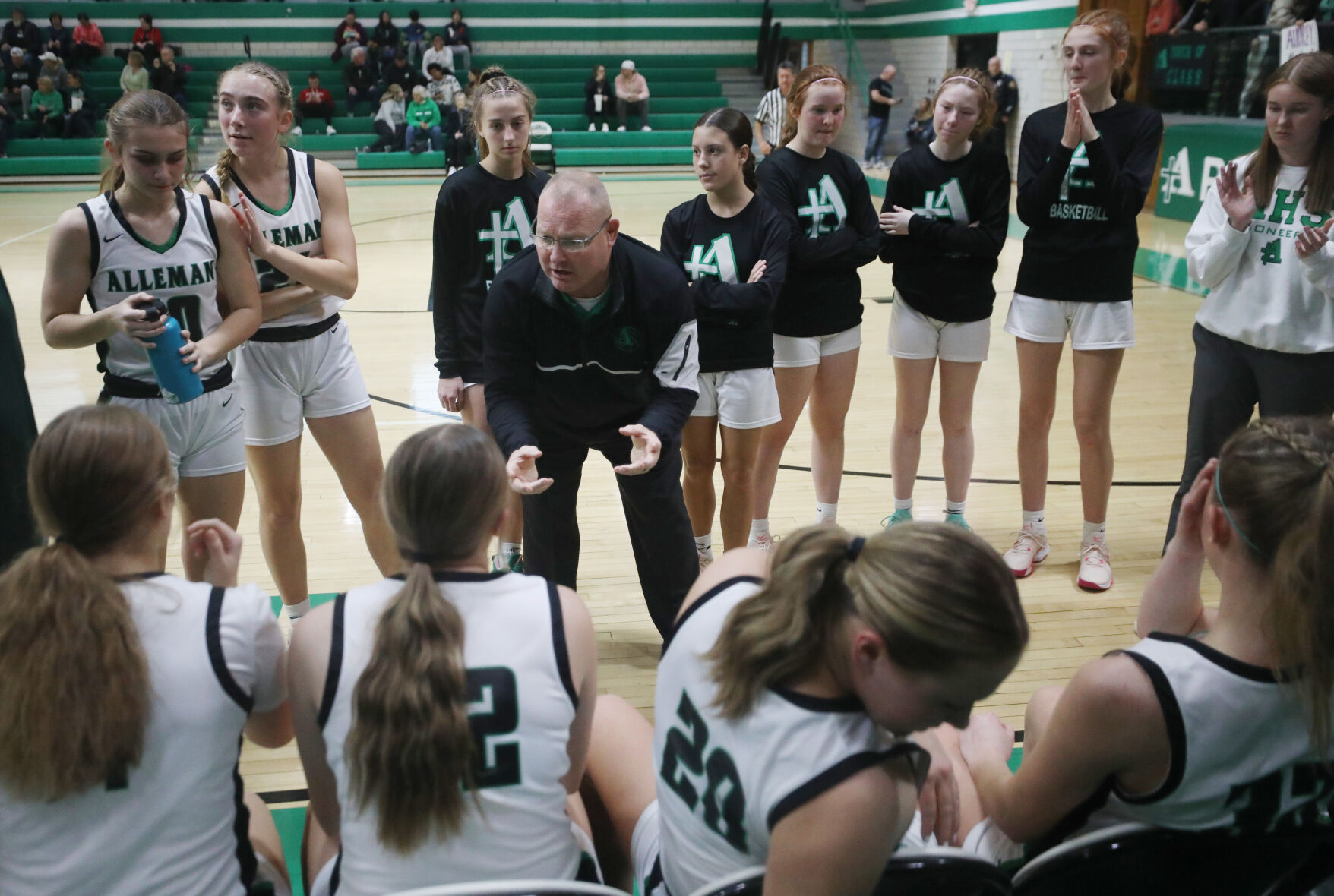 Alleman’s Coach Steve Ford Achieves 400th Win Against Former Team with Game-High Performance by Clair Hulke