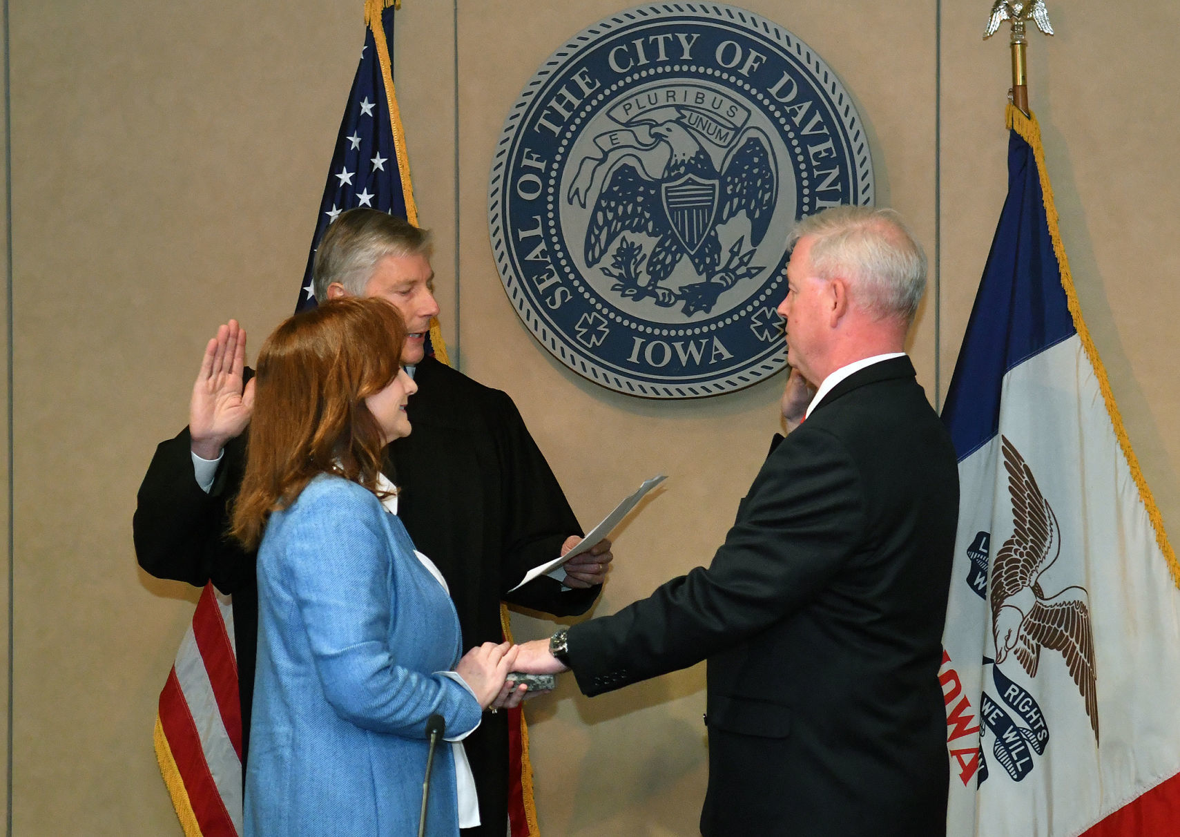 New Decade, New Mayor, New Council: Davenport Kicks Off First City ...