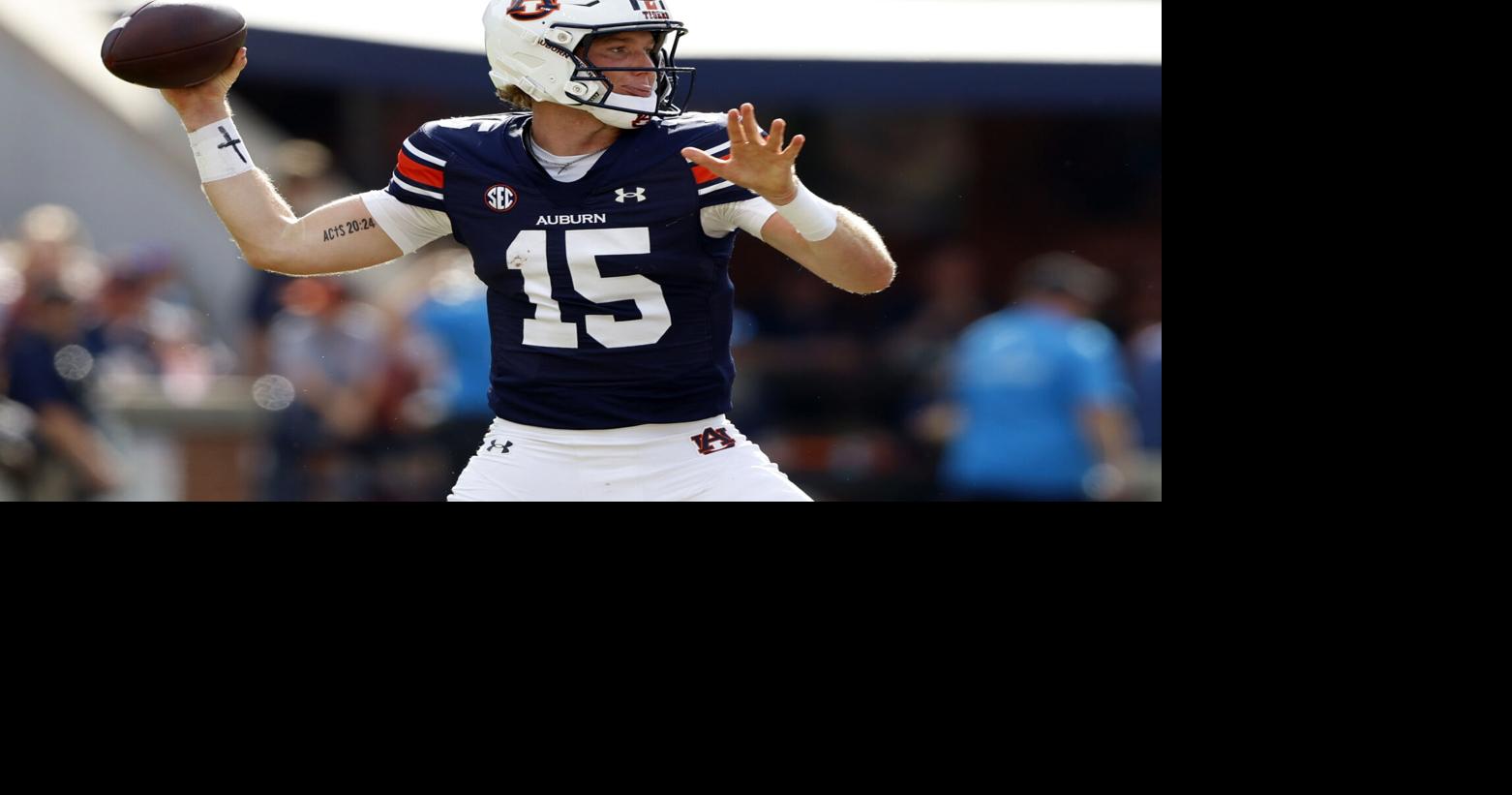 Iowa lands transfer portal QB from SEC