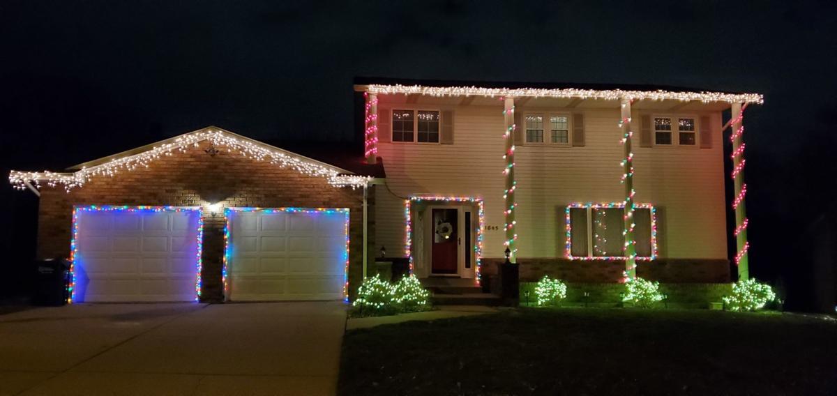 we need a little light these days so the kall christmas corona christmas light show