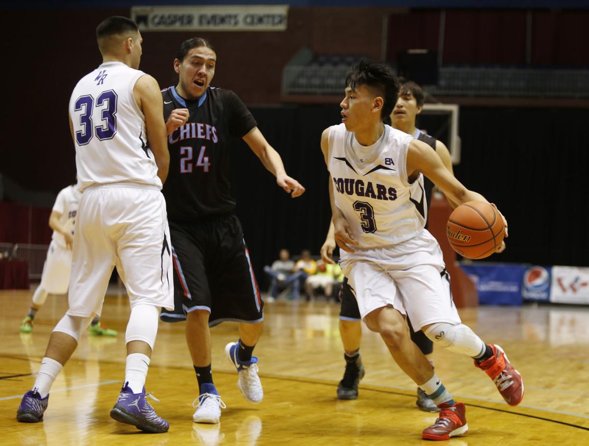 Qc Tie Brings Trumbull Black Hawk Together College Basketball