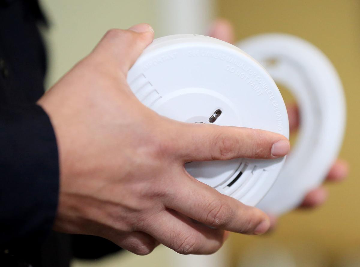 Davenport fire department to install free smoke alarms at ...