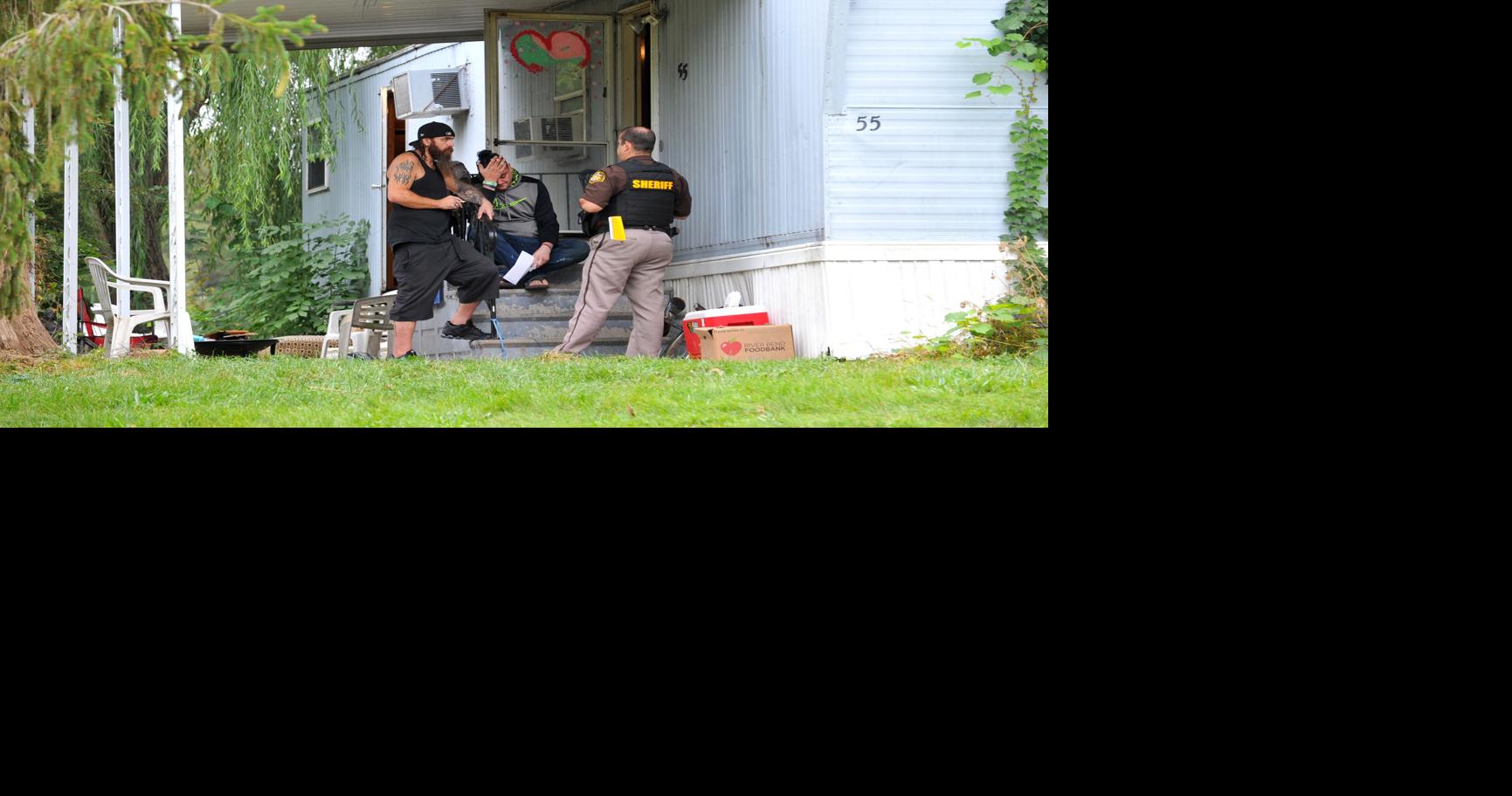 Illinois' eviction moratorium expired Sunday, but an eviction diversion