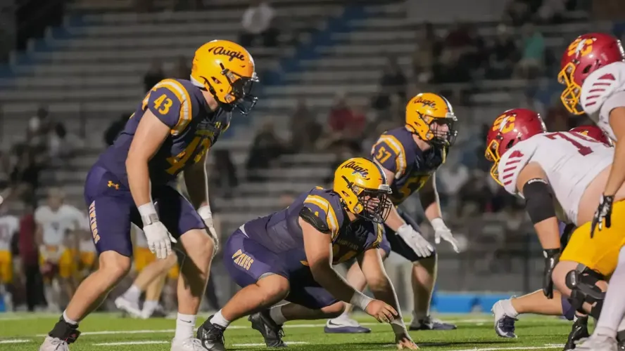 Augustana football hosts Illinois Wesleyan for first CCIW clash