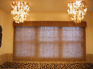 10-tub-room-window-chandeliers.jpg