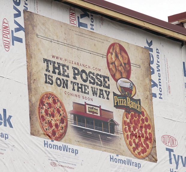Developer seeks to fill niche with Bettendorf Pizza Ranch Economy