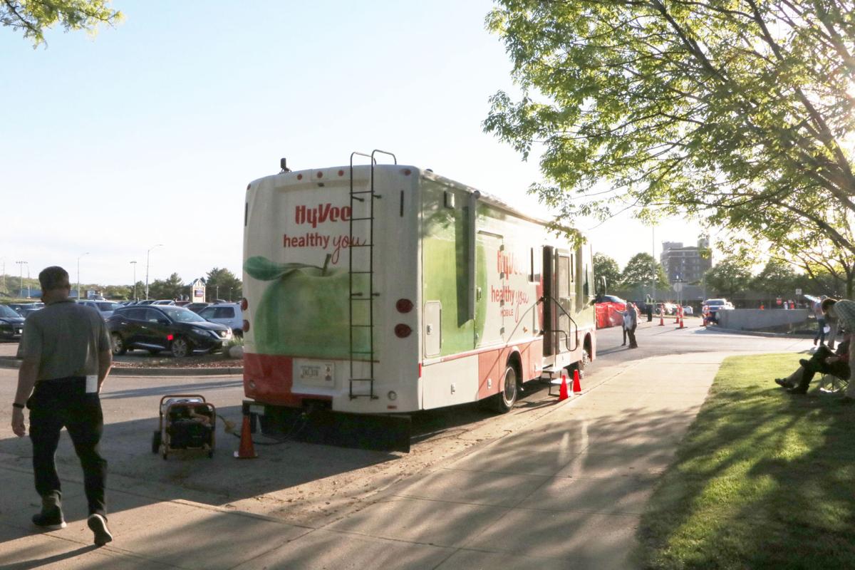 Vaccine bus