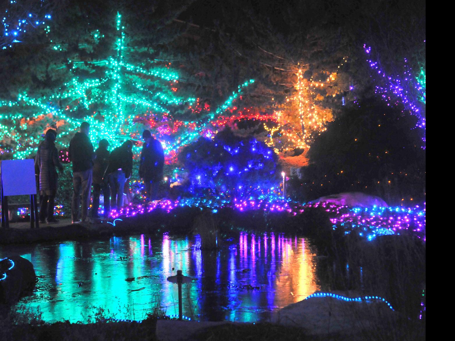 Christmas lights quad cities 2022