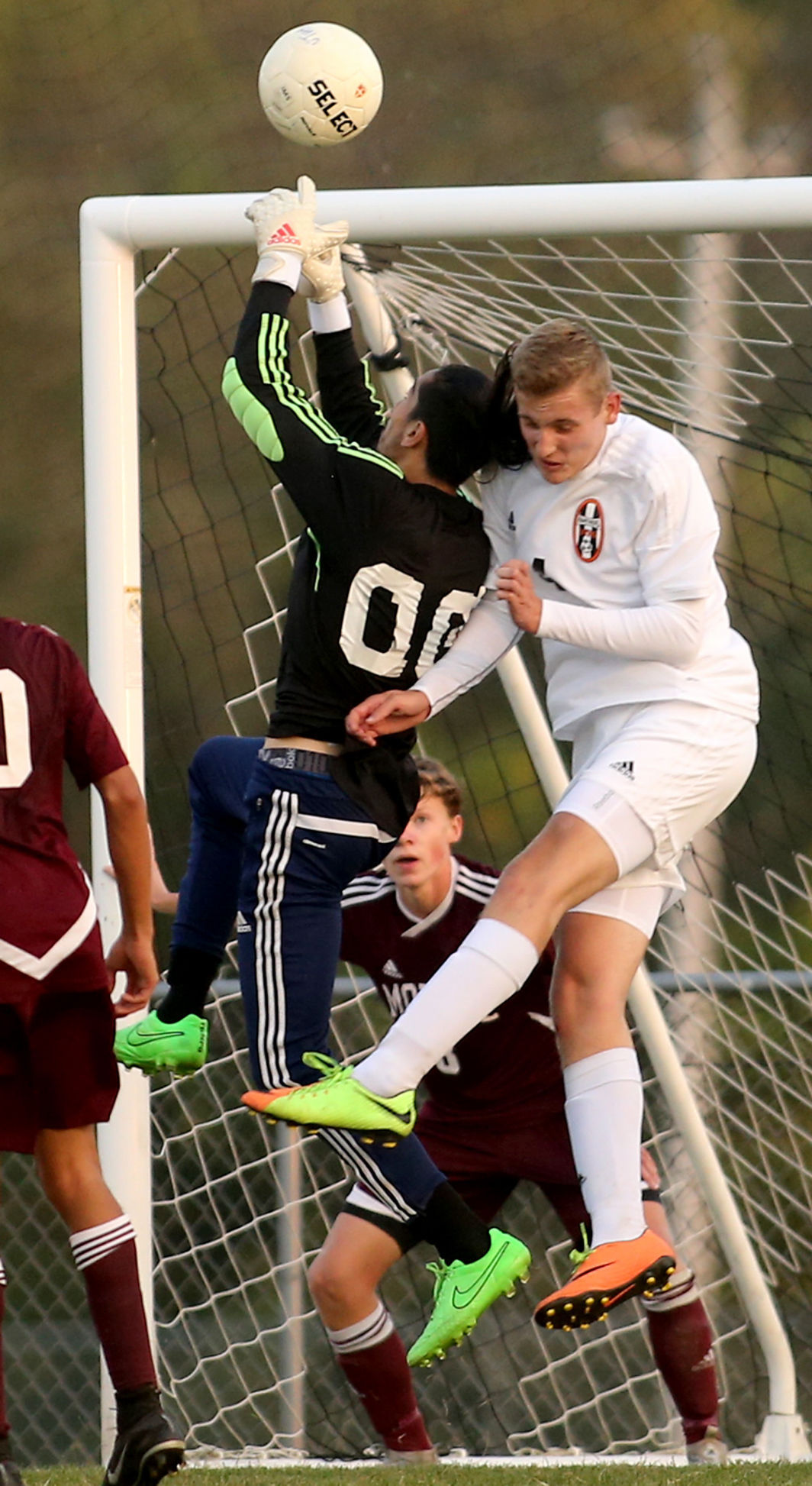 091217-UT-Moline-Boys Soccer-010