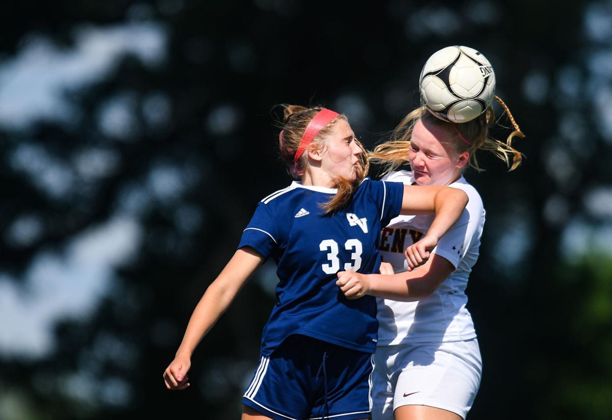 Penalty Kick In Final Minute Ends Spartans Run High School Soccer Qcvarsity Com Qctimes Com