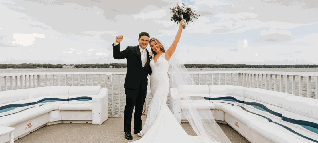 Lake-Lawn-Queen-Wedding-Venue-4-1600x720-c-default.png