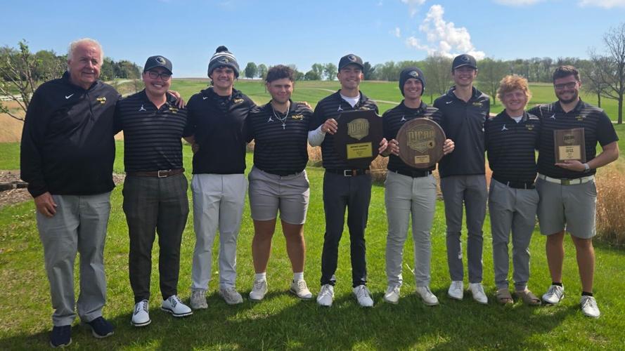 Golfers heading to Nationals with 3-time Coach of the Year