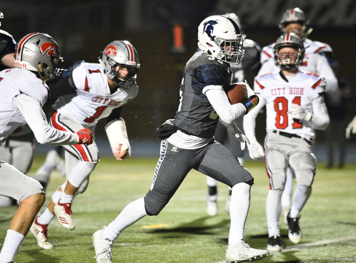Kipper S Return Sparks Pv To Win Over City High High School