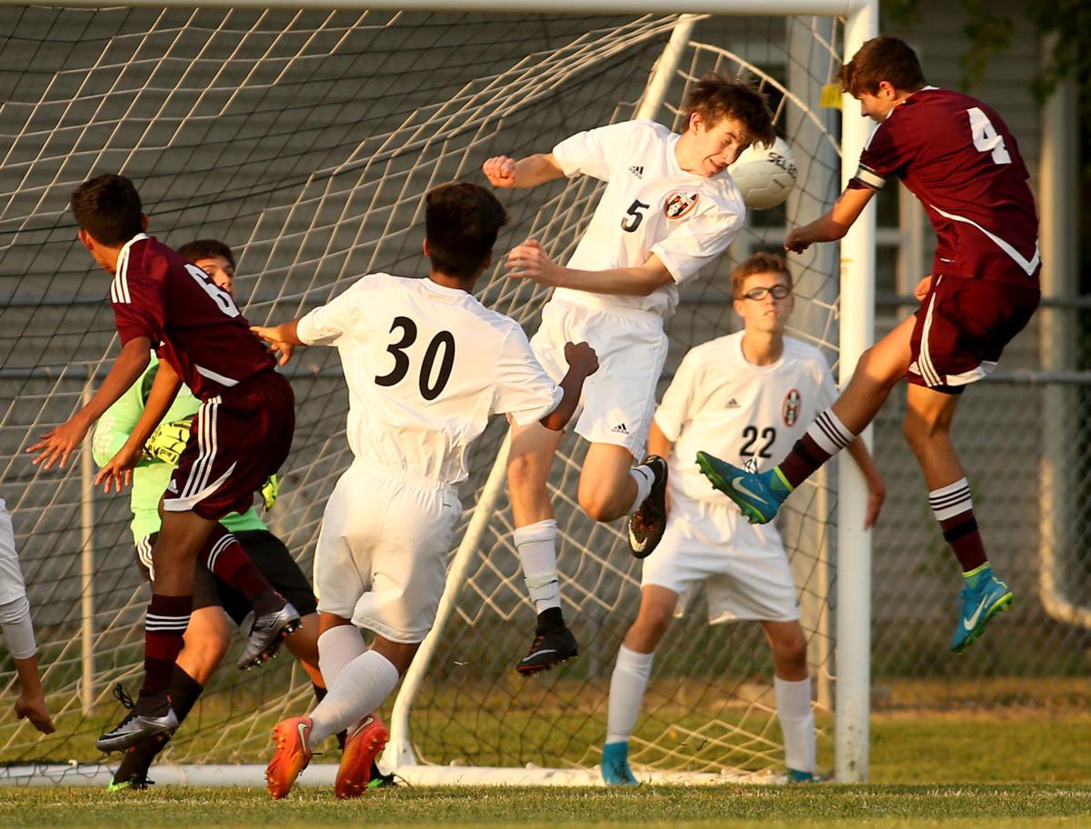 091217-UT-Moline-Boys Soccer-003