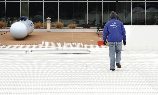 Outdoor Ice Rink Slides Into Moline Local News Qctimes Com