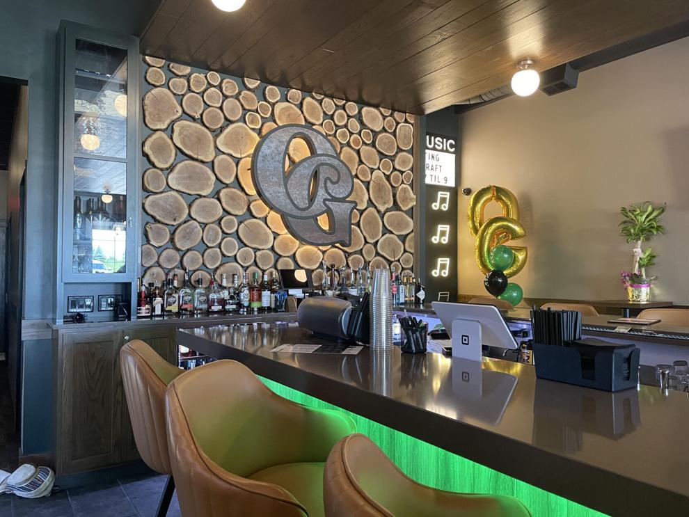 Oak Grove Tavern brings neighborhood bar atmosphere to Bettendorf's