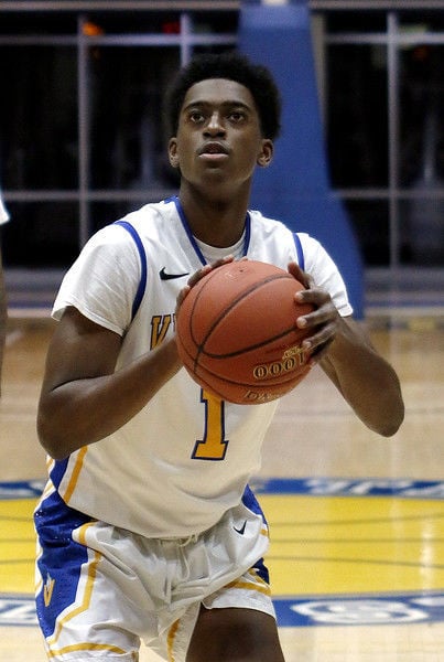 'Thankful' Rocky alum Tucker thrives at Vincennes | Basketball ...