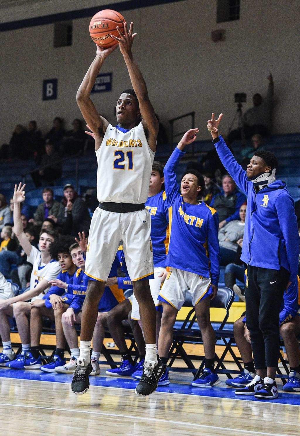 Houston Wiseman Provide 1 2 Punch For Wildcats High School Boys