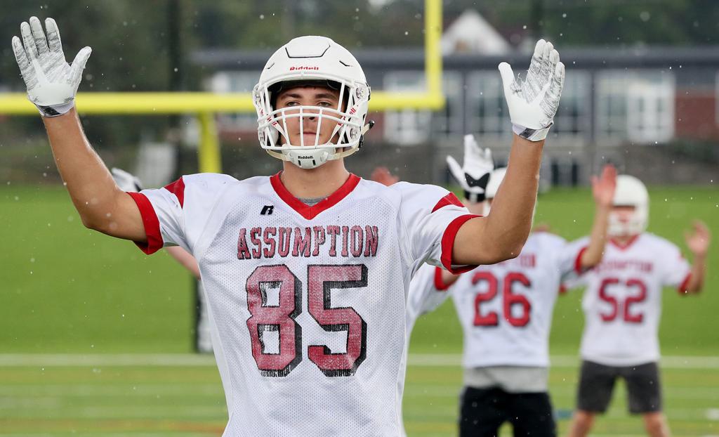 Young Knights Don T Plan To Take Step Back High School Football