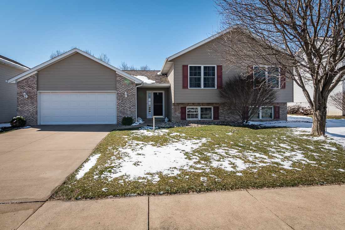 3 Bedroom Home in Davenport - $209,000