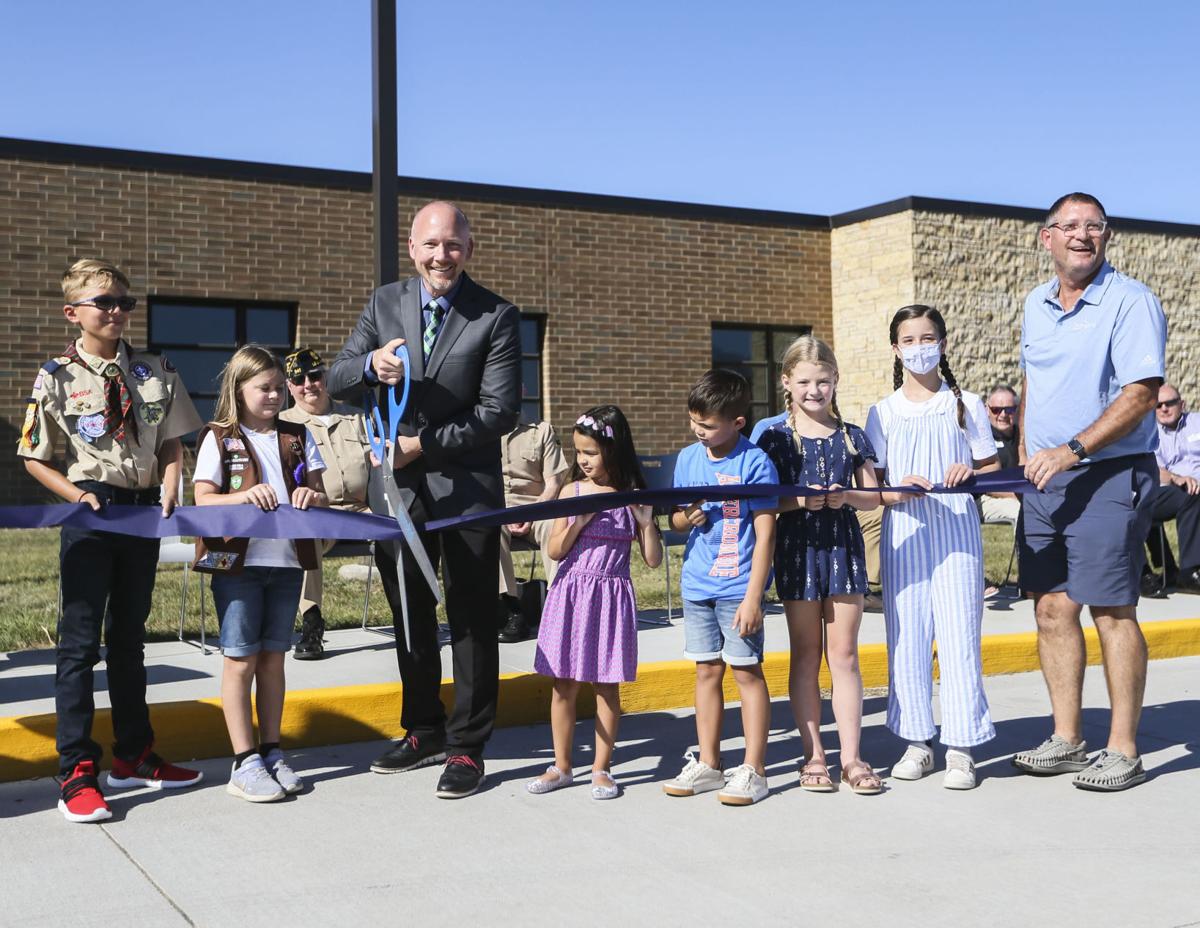 Forest Grove elementary school opens to students and families