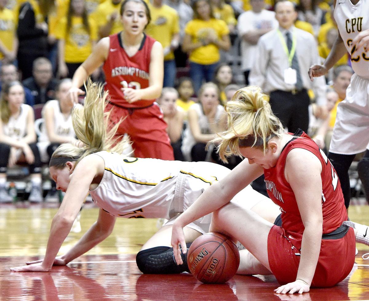 Davenport Assumption vs Center Point-Urbana state basketball