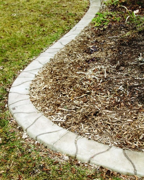 poured concrete edging