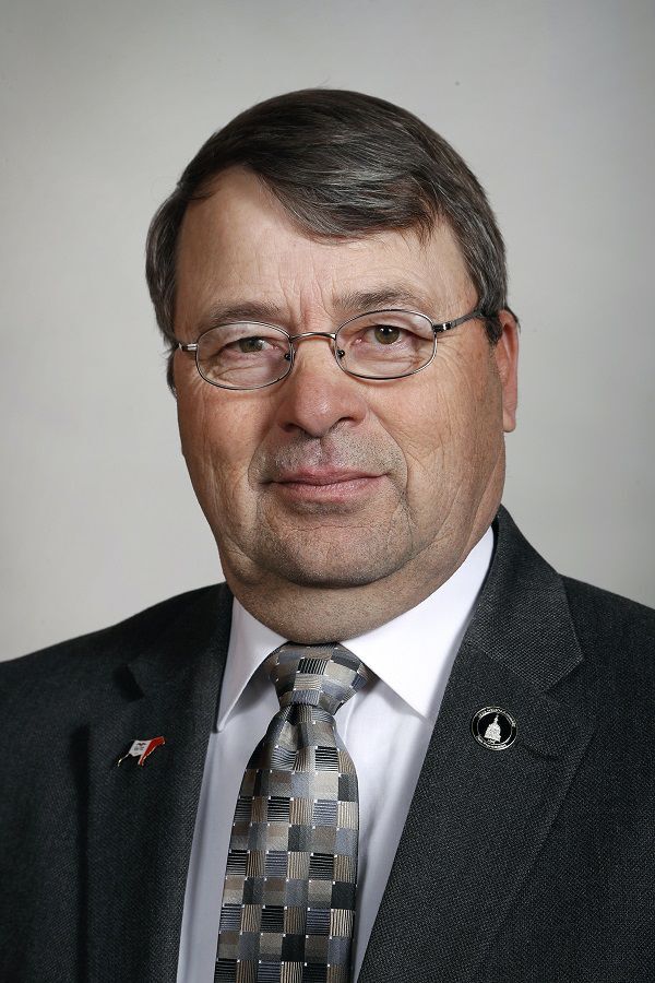 Norlin Mommsen To Seek Re-election