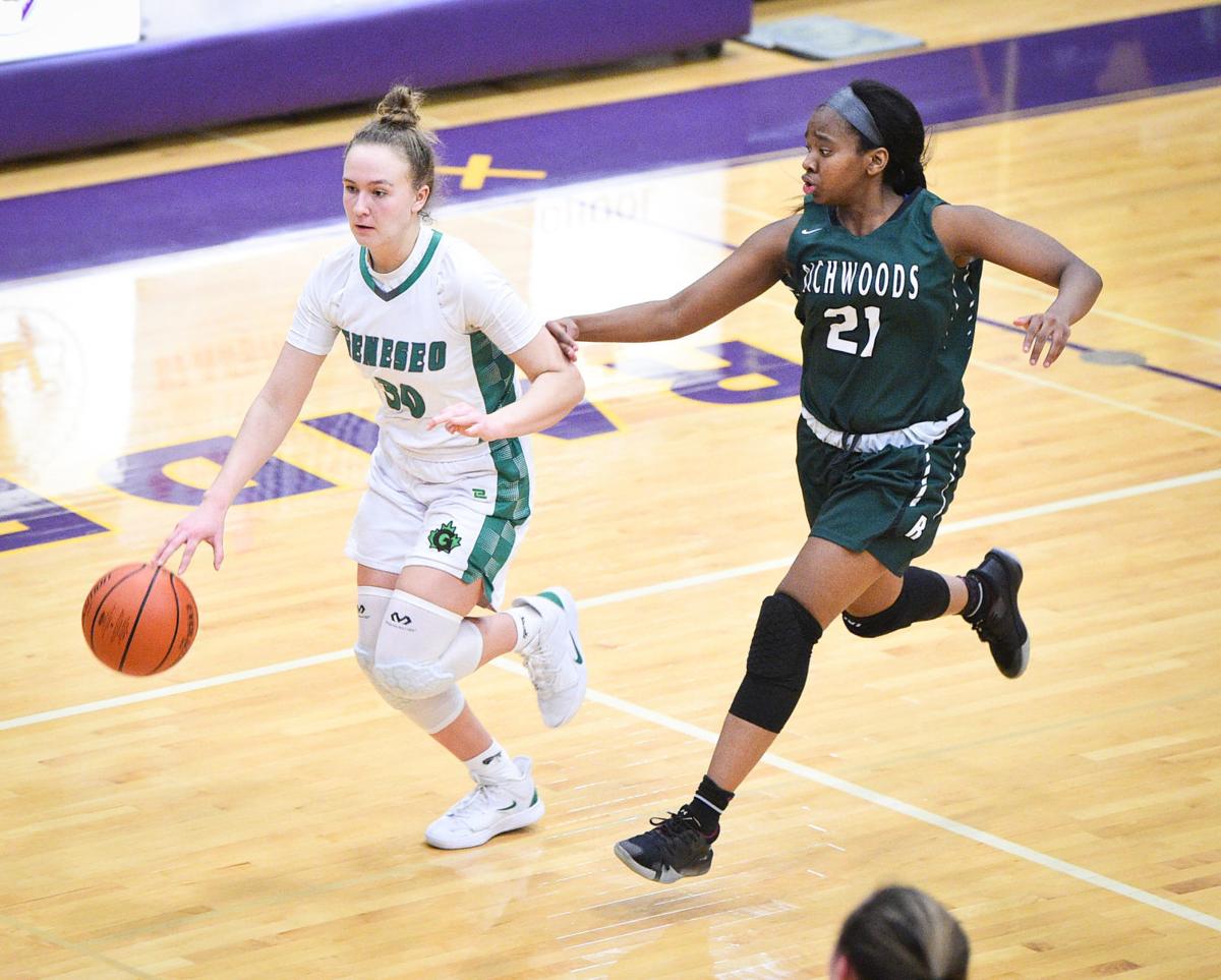 Rocks Take Consolation Title At State Farm High School Girls Basketball Qcvarsity Com Qctimes Com