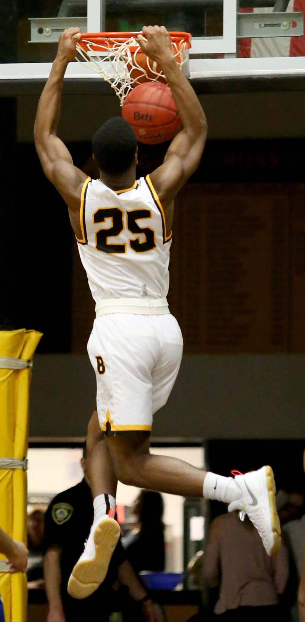 122016-Bett-Cent-boys-BBall-010