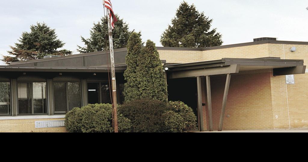 Church Bettendorf schools still negotiating