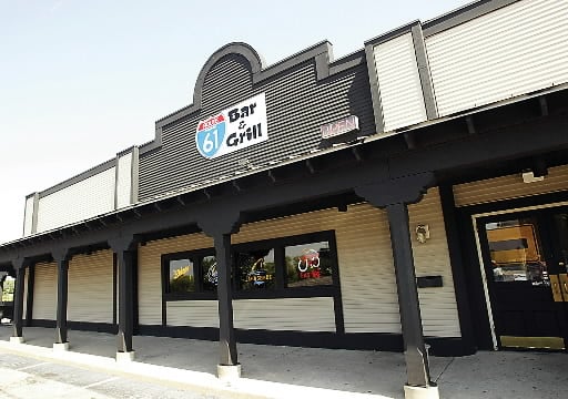 Route 61 bar/grill gains traction on Brady Street | Business & Economy