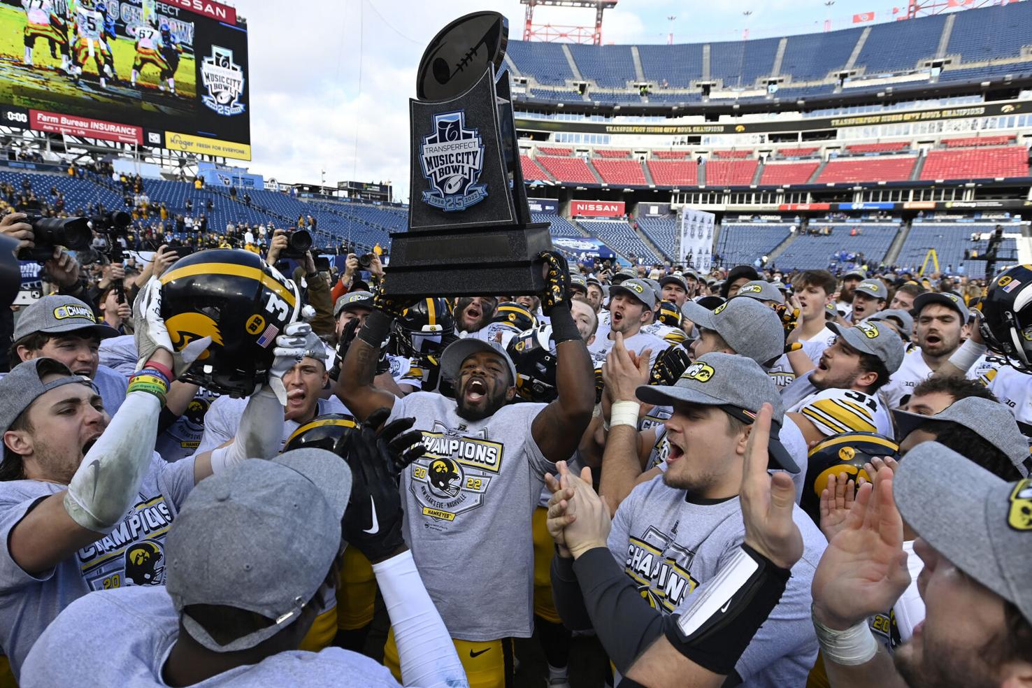 Iowa to face Missouri in Music City Bowl