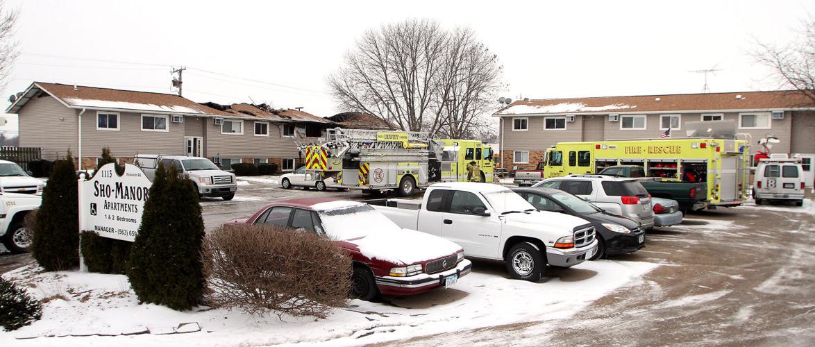 1 dead in DeWitt apartment fire