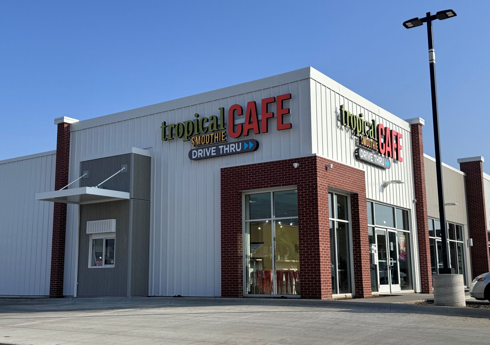 Tropical Smoothie Cafe 2.jpg (copy)