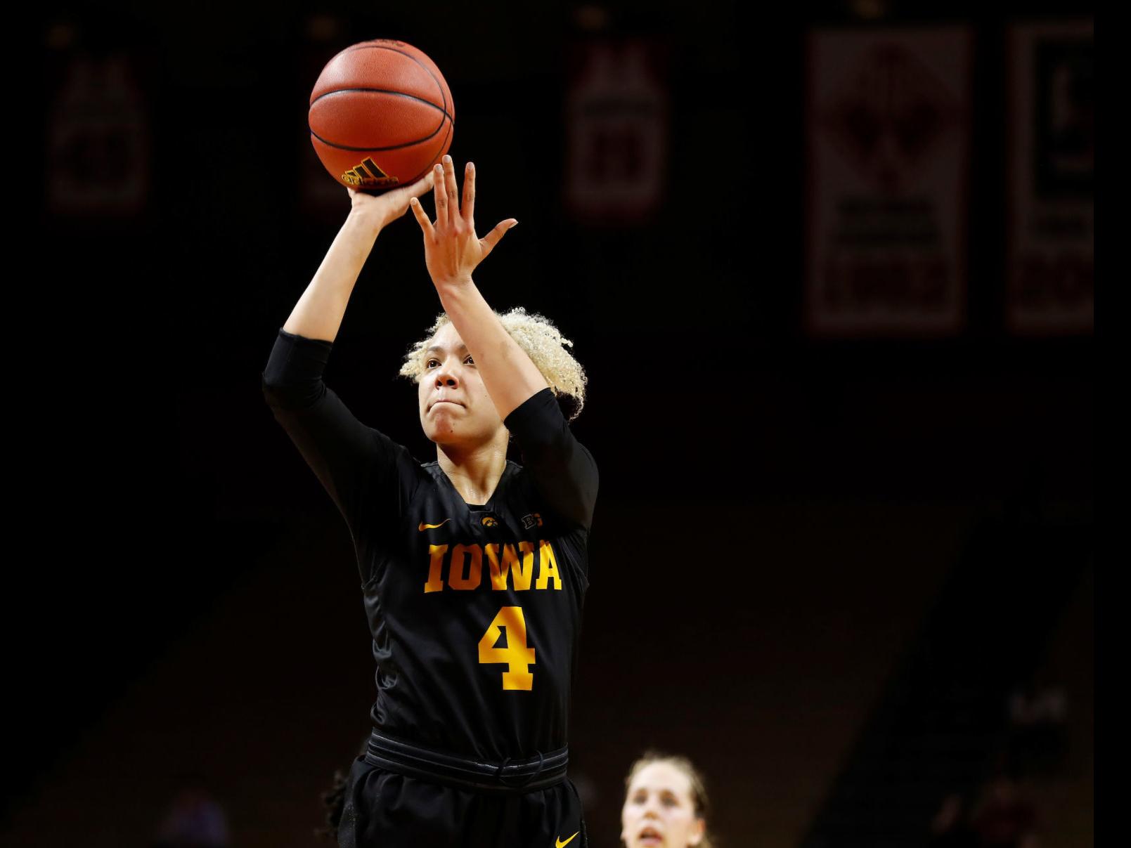 Hawkeyes Coley Plans To Live For The Moment Iowa Hawkeyes Basketball Qctimes Com